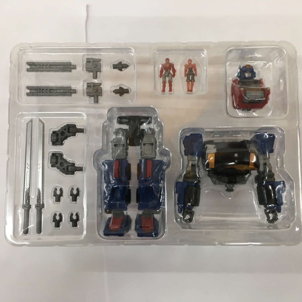izu◇タカラトミー DA-40 トライヴァーストライダッシャー ＜特別Ver