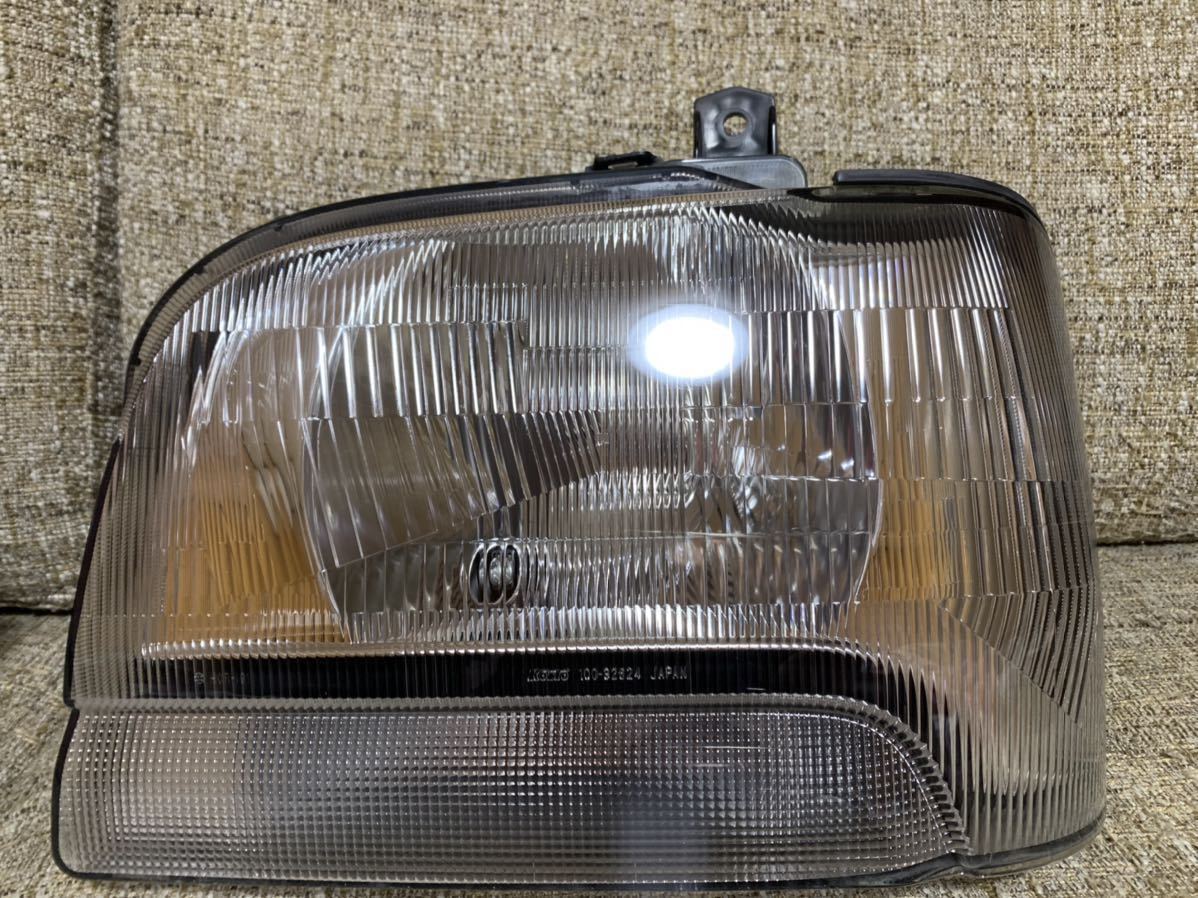 ★コーティング済み★ スズキ　エブリィ　DA62V　純正 左右　ヘッドライト　ハロゲン　koito100-32624_2