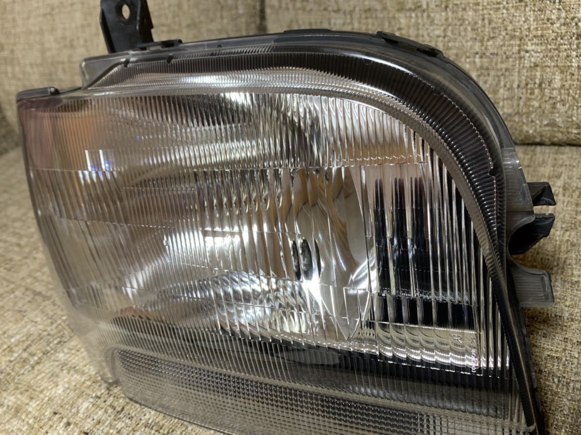 ★コーティング済み★ スズキ　エブリィ　DA62V　純正 左右　ヘッドライト　ハロゲン　koito100-32624_4