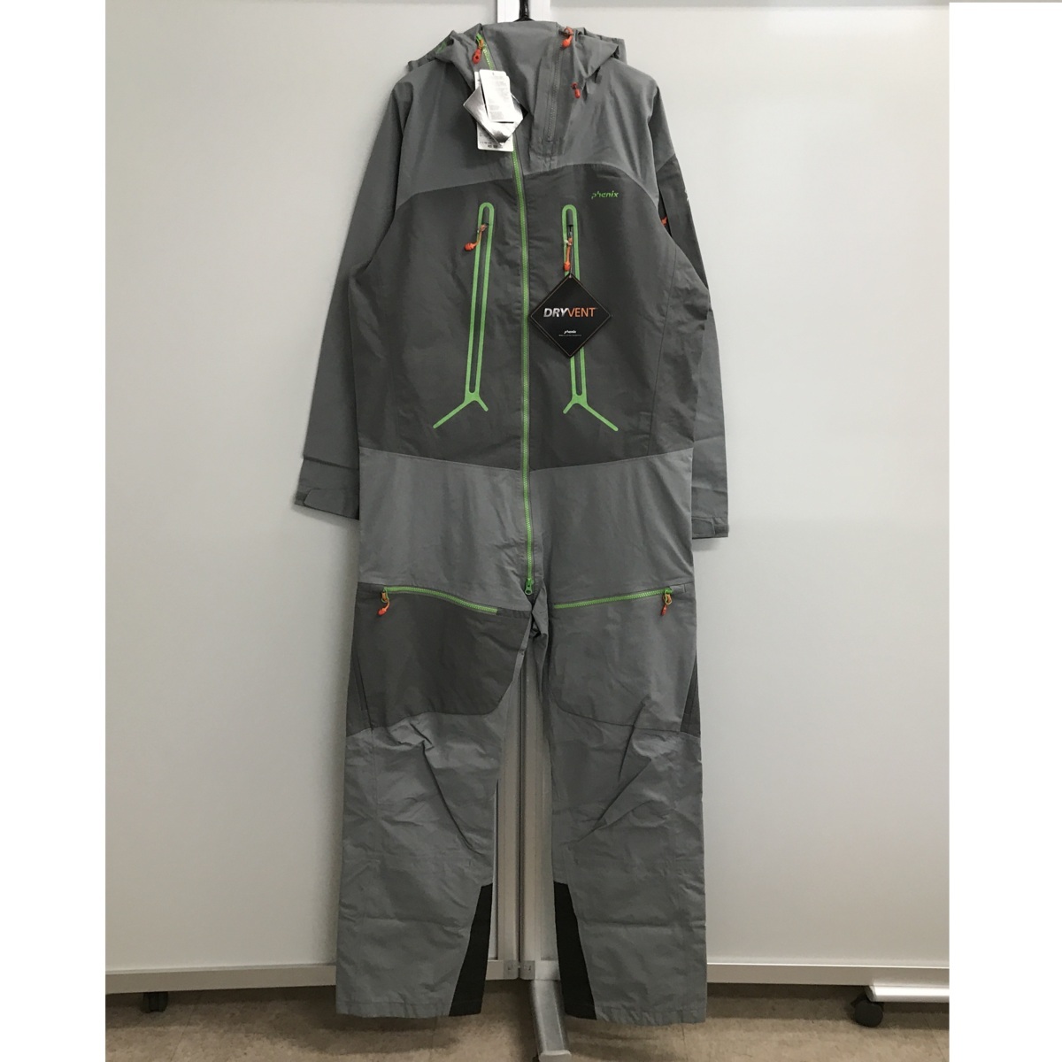 未使用 定価85000+税 Phenix MEN Snow Ridge 3L One-Piece