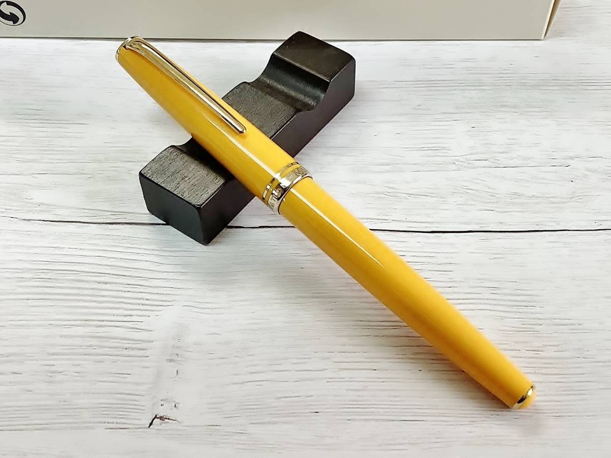 モンブラン　ジェネレーション　万年筆　14K 良品】 万年筆 モンブラン ジェネレーション イエロー montblanc 14k