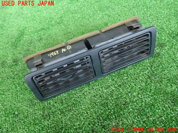 2UPJ-79637526]サバンナ RX-7(FC3S)エアコン吹き出し口1 (真中) 中古 