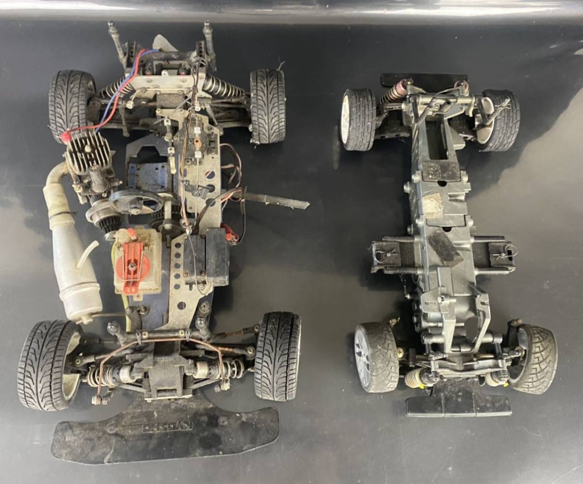 E) シャーシ4台まとめ売り ラジコン パーツ 電動RC ラジコンカー 詳細 