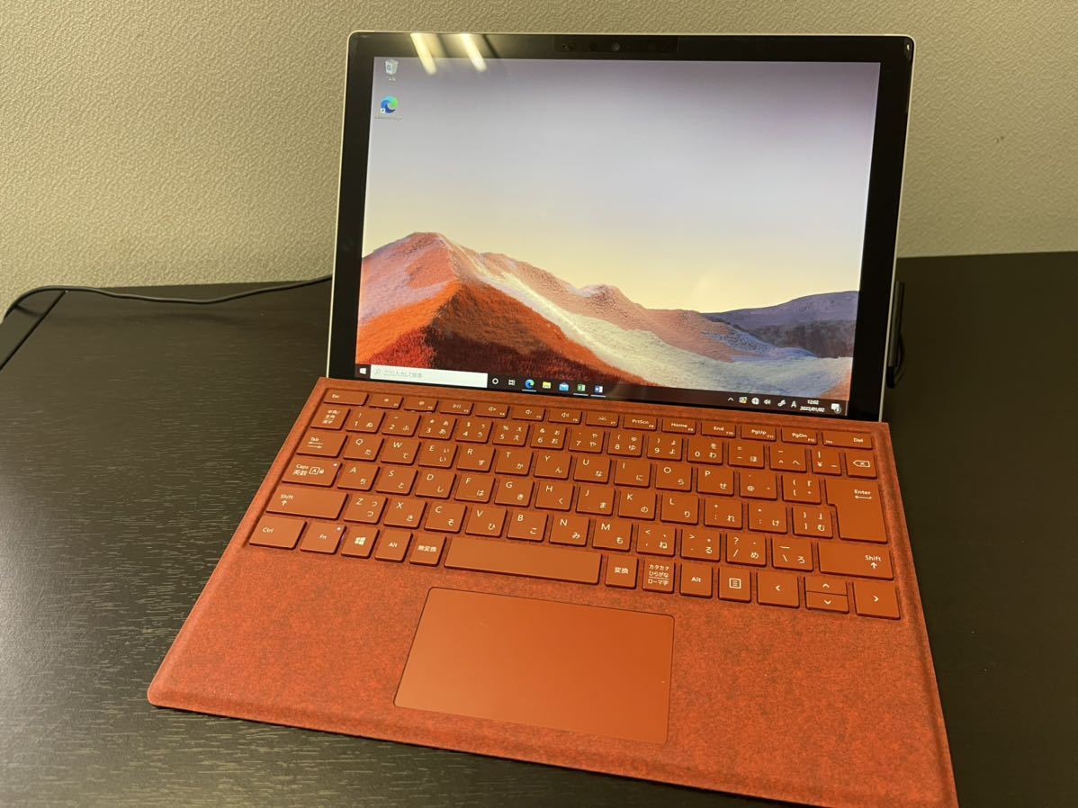 美品 送料無料 Microsoft Surface Pro 7 /Intel Core i7/SSD 256GB/メモリ16GB/VNX-00014