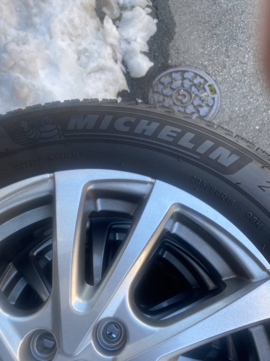 MICHELIN X-ICE3+ 205/60-R16中古、引き取りお願いします。 X-ICE MICHELIN 205&frasl;60R16 snow x－ice 中古タイヤ