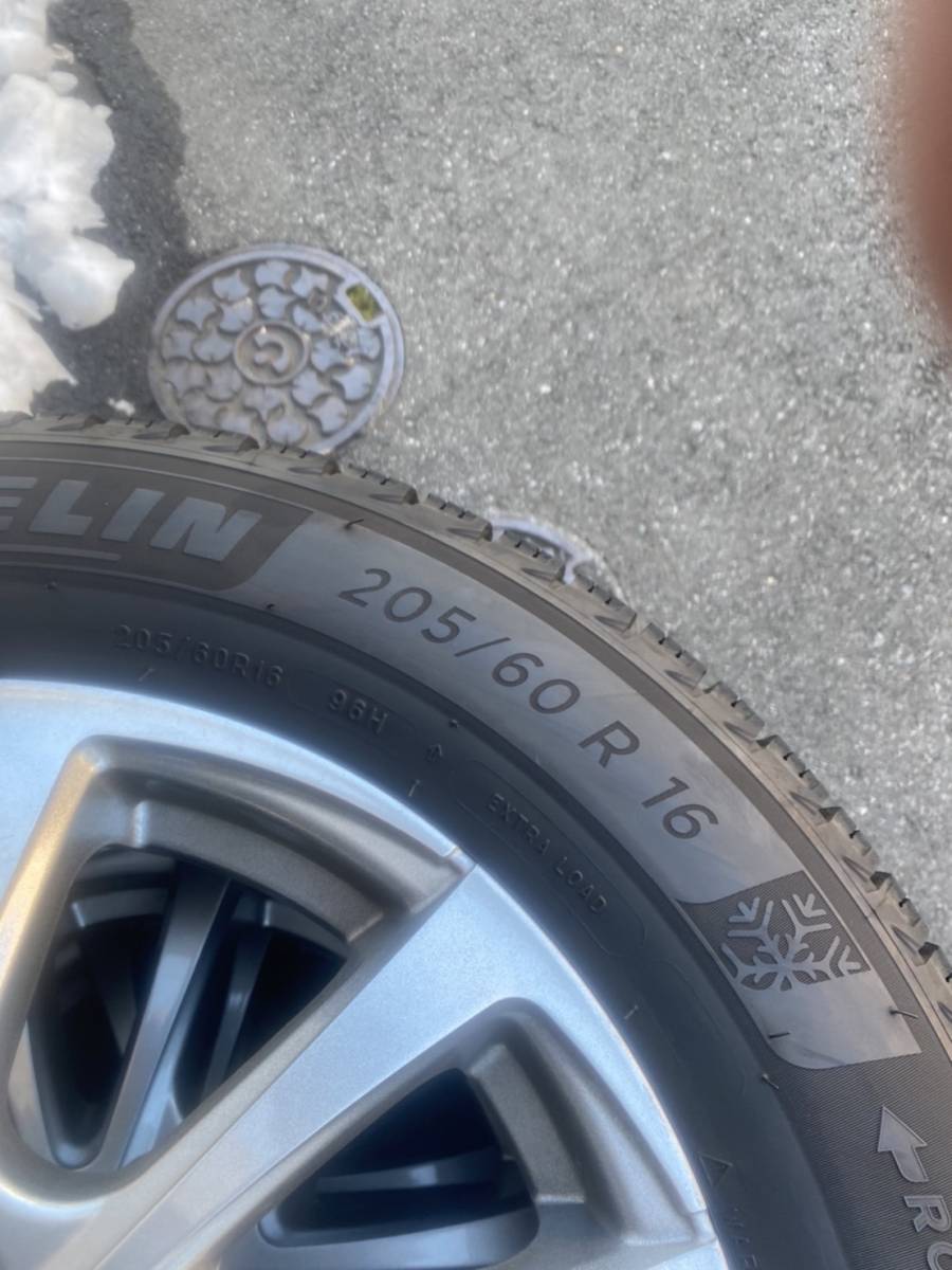 MICHELIN X-ICE3+ 205/60-R16中古、引き取りお願いします。 X-ICE MICHELIN 205&frasl;60R16 snow x－ice 中古タイヤ