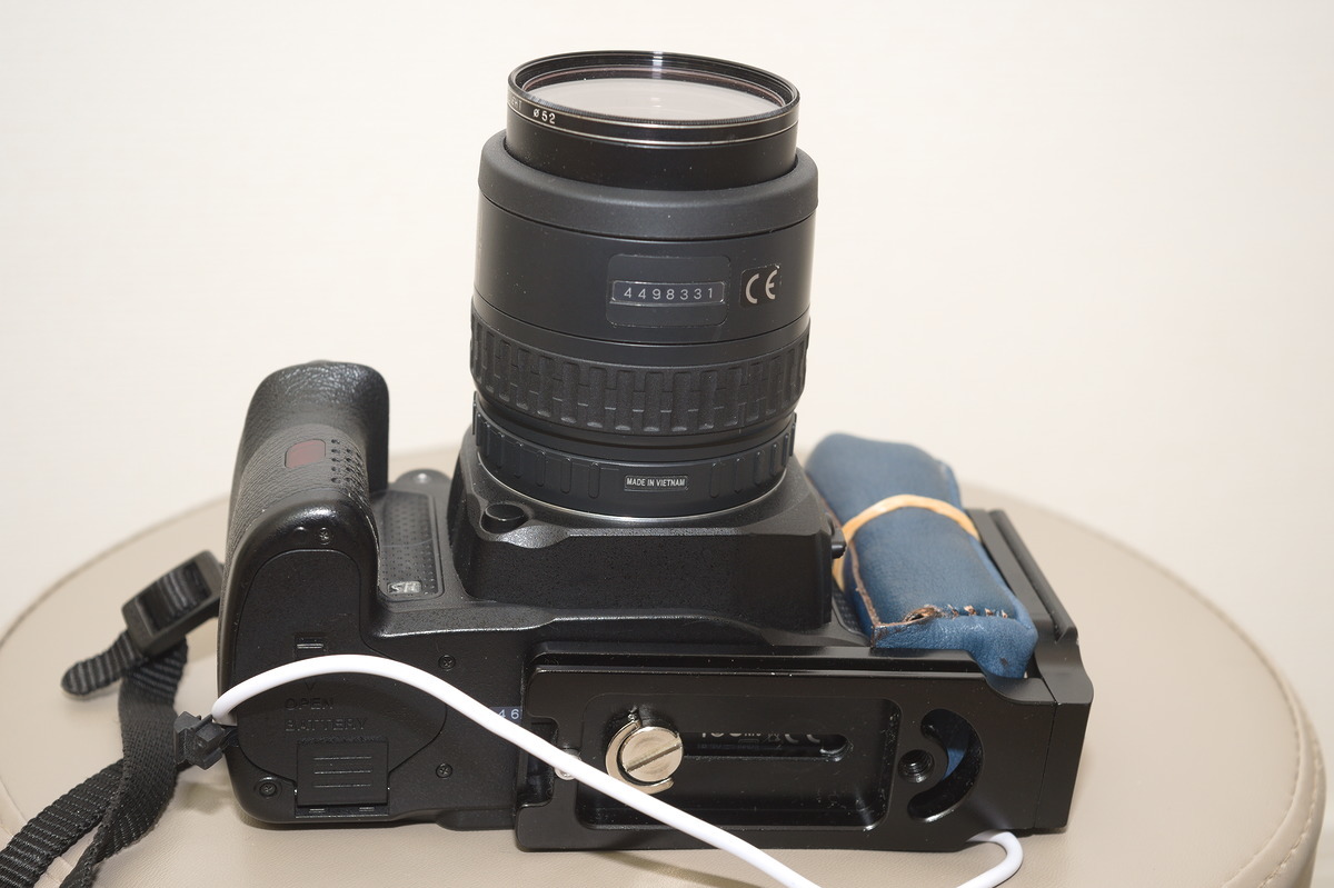 PENTAX K-30 + PENTAX 28-70 F4 自作バッテリーアダプター及び簡易充電器・社外品バッテリーホルダー Pentax K-30 - Month, July UK