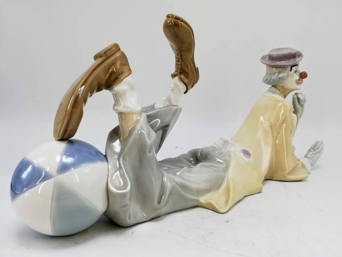 訳あり☆リヤドロ 道化師 #4618 Clown LLADRO ピエロ 箱付 廃盤 訳あり☆リヤドロ 道化師 #4618 Clown LLADRO ピエロ 箱付 廃盤