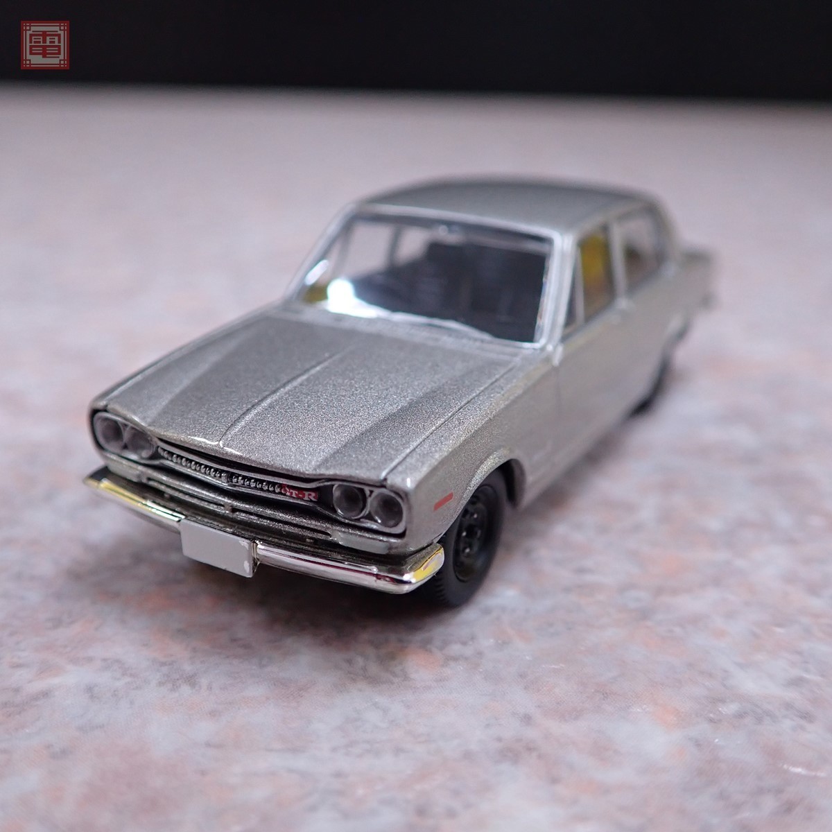 LV-177a | トミカリミテッドヴィンテージ スカイライン2000GT-R 70年式（銀） 製品をさがす 2000GT-R 70年式 スカイライン TLV-177a トミカ tomica 日産 NISSAN TOMICA リミテッドヴィンテージ