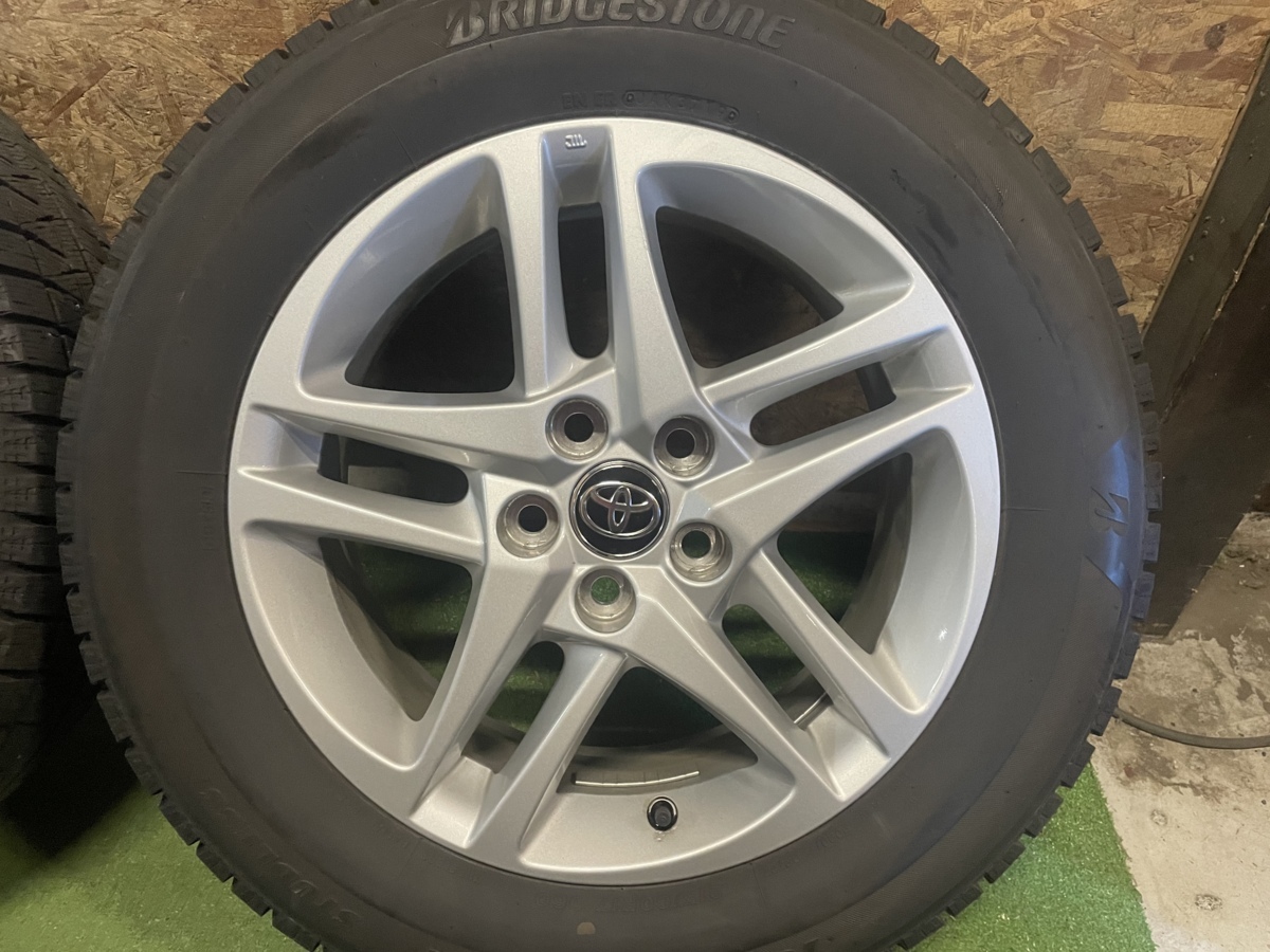 美品！トヨタ CH-R 純正 ホイール 4本セット ナット付！