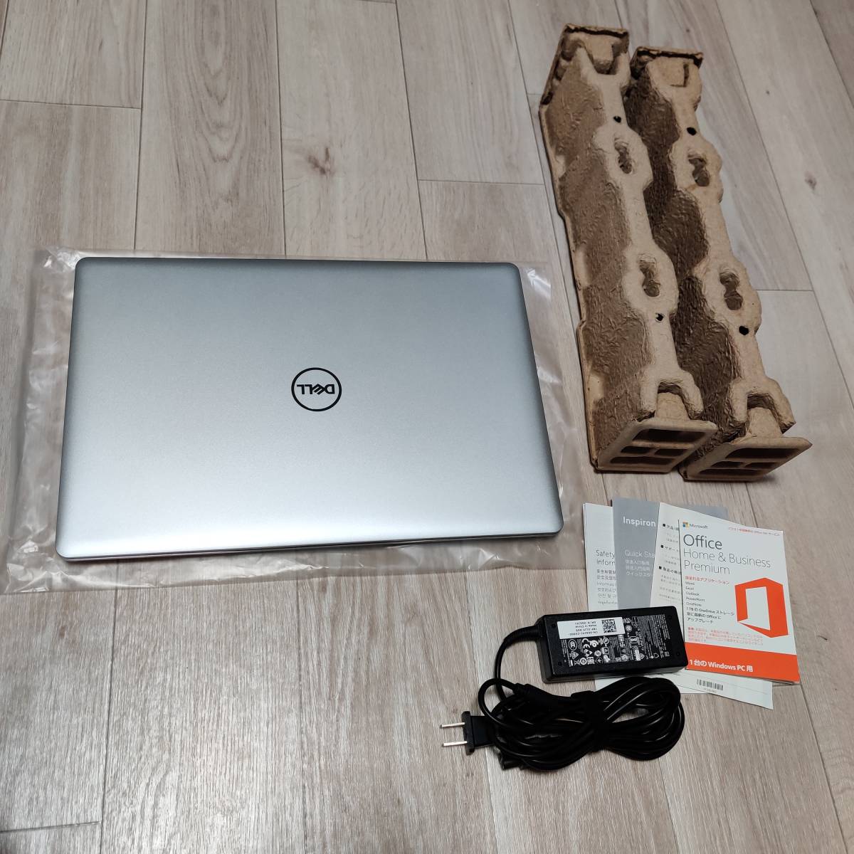 TT6142】DELL Inspiron 5570 Windows11 corei5-8250U 8GB SSD256GB 