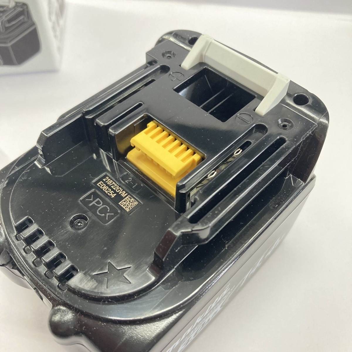 BL1430B 14.4V マキタ リチウムイオンバッテリー 3.0Ah 純正 Makita 中古 公式通販 リチウムイオンバッテリ 3.0 | 14.4V&frasl;3.0Ah 新品 未使用 A