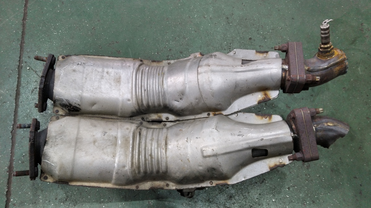 日産 ステージア M35 VQ25DD 触媒 リサイクル品 現状販売 〔211216AC09 