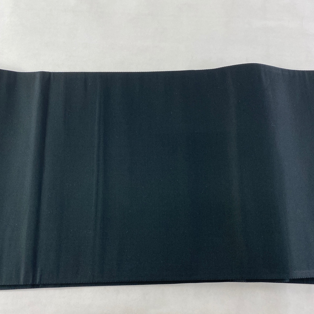 袋帯 美品 秀品 華文 鳥 螺鈿 箔 灰茶 お太鼓柄 正絹 【中古】 ☆☆☆ 袋帯 お太鼓柄 正絹 花食い鳥 茶色 人物