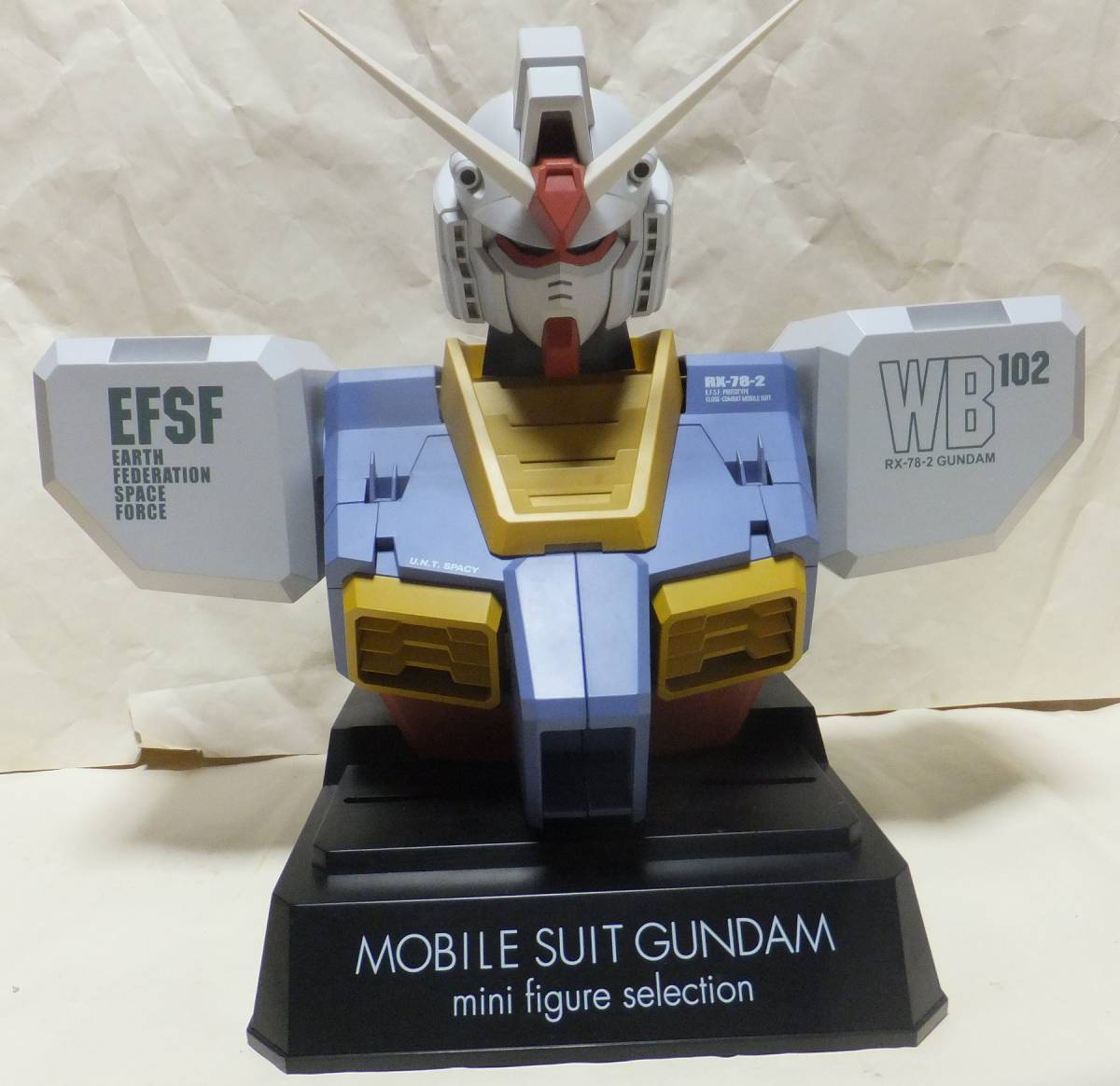 MFセレクション RX-78-2 ガンダム胸像ディスプレイケース 【公式通販】