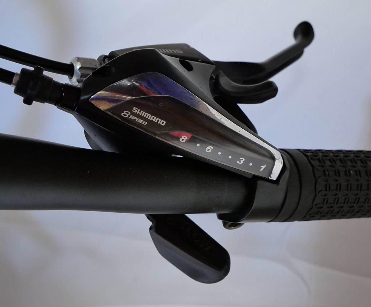 TREK(タイヤ新品)7.3FX(ほぼ綺麗)Shimano 3x8s 24速)シルバーカラー  