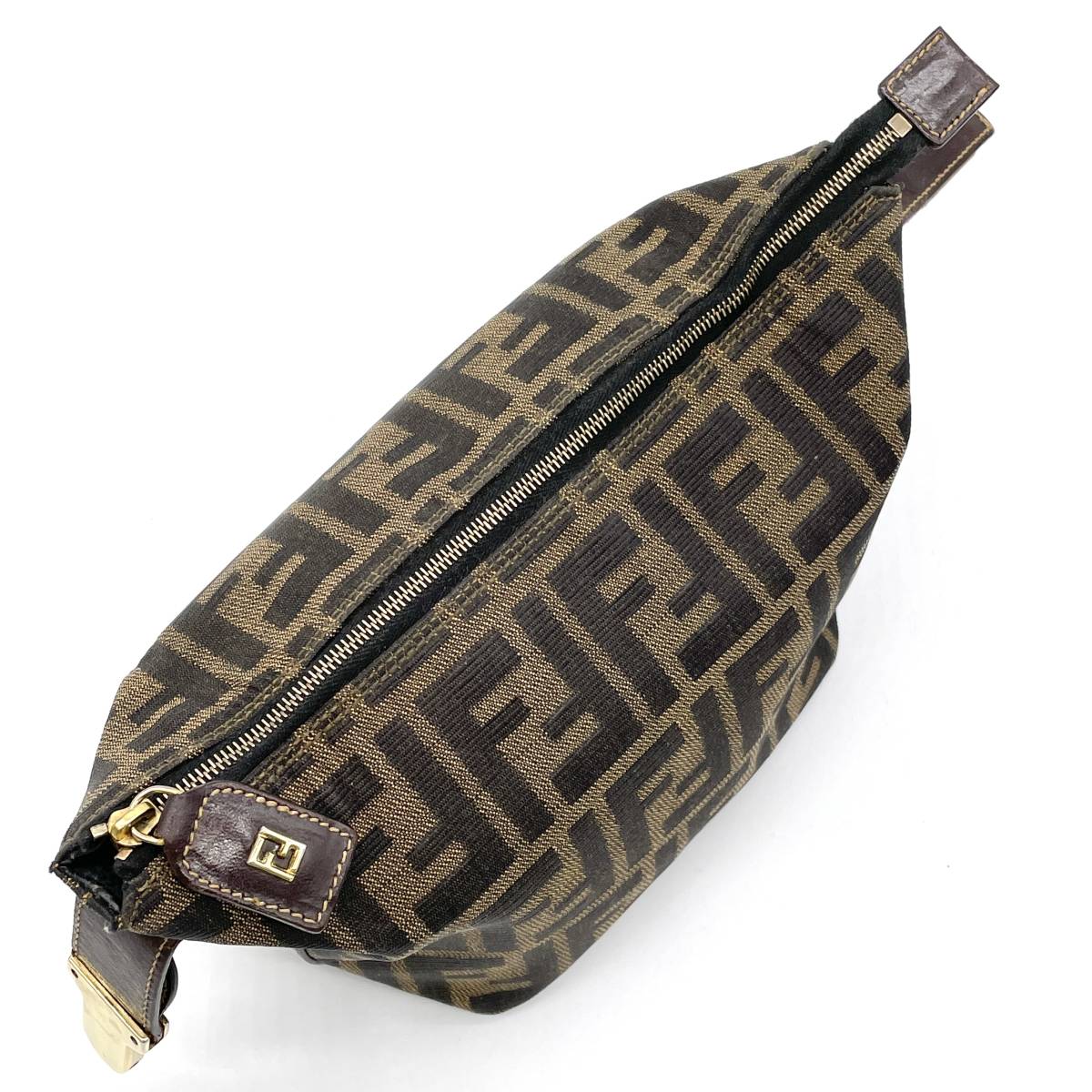 1円 美品 べたなし FENDI フェンディ ズッカ柄 ズッカ バニティポーチ 