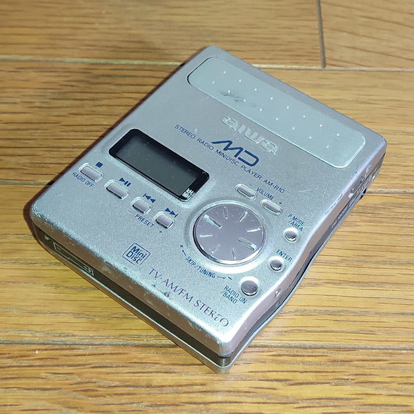 アイワ AIWA AM-R10 AM/FM ラジオ付 ポータブルMDプレーヤー