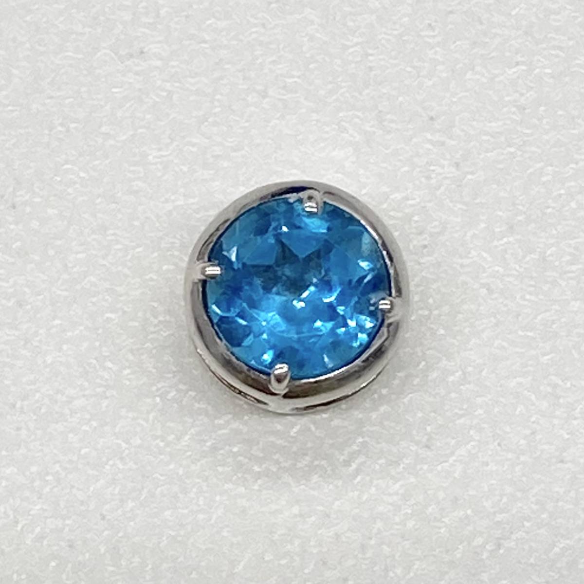 レア！】K18WG 天然トパーズダイヤモンドペントップ 0.06ct 約1.01g 