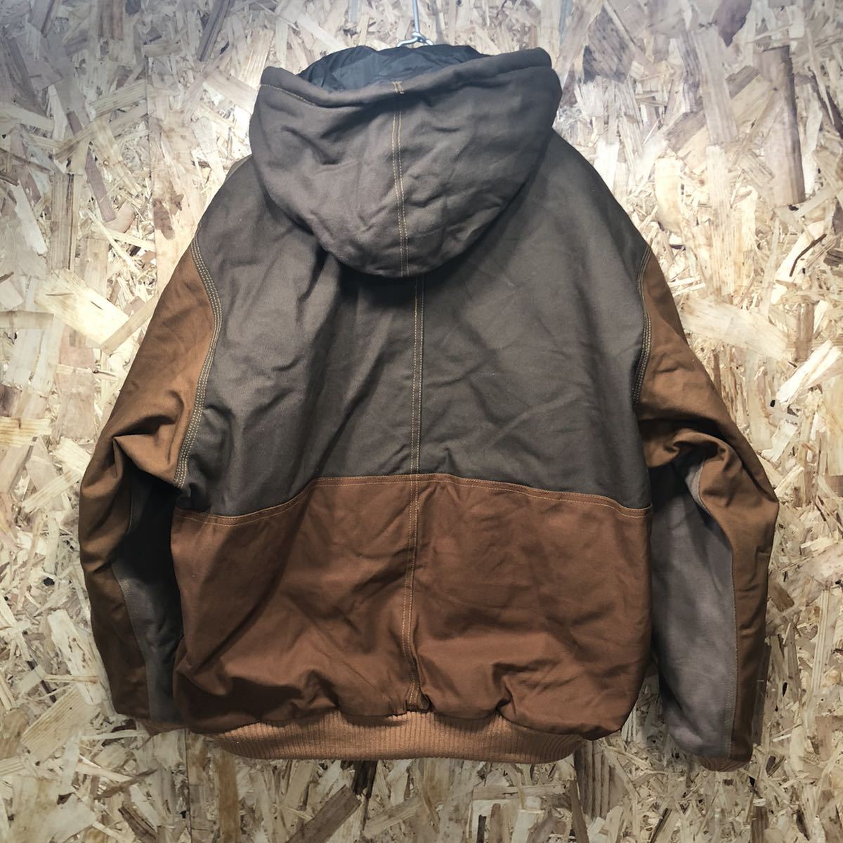 カーハート carhartt アクティブジャケット デトロイト 