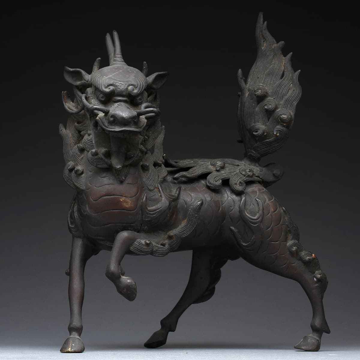 EA316 時代物 古銅造 麒麟香炉 高27cm 重2.4kg・麒麟銅香炉・銅麒麟香