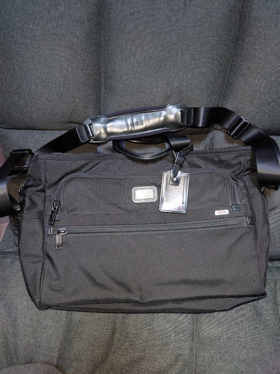 TUMI ショルダーストラップ付ビジネスバッグ(ショルダーバッグ)｜売買 