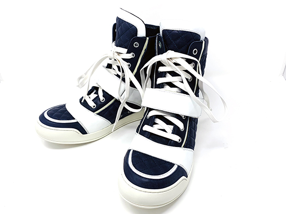 ★新品未使用！バルマンオムキルティングレザーハイカットスニーカー41★Balmain Hommeブーツ26cm BALMAIN（レザージャケット）のフリマアイテム一覧 BALMAIN バルマン - BALMAIN（バルマン）の古着・中古品の通販サイト セカンド