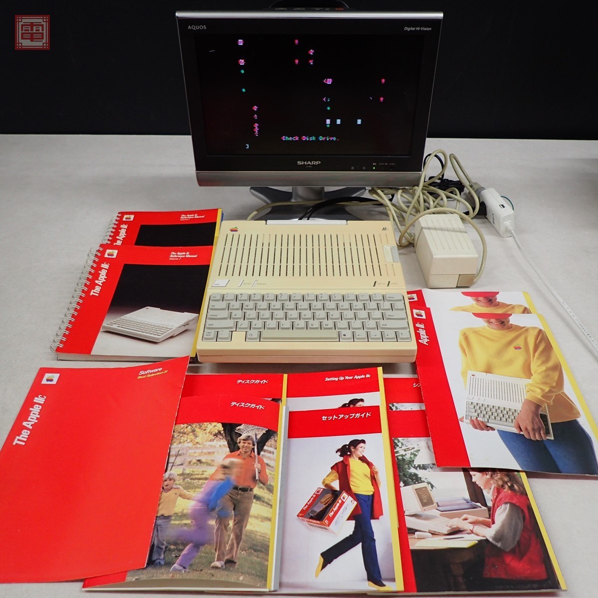 人気，人気SALE The Apple IIc A2S4000 本体 取説付 アップル ジャンク パーツ取りにどうぞ 1円 20(その他)｜売買されたオークション情報、yahooの商品情報をアーカイブ公開 - オークファン その他