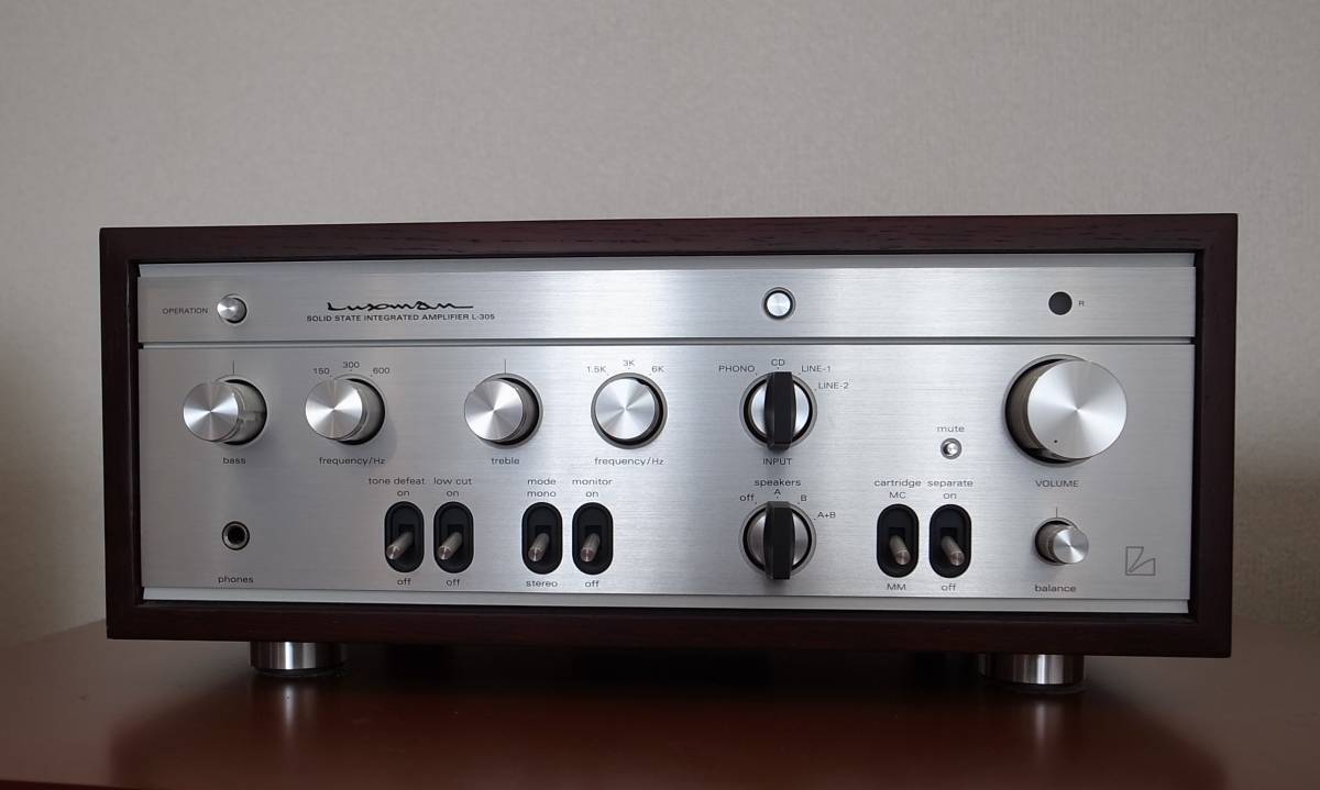 LUXMAN L-305 プリメインアンプ - | 広島のオーディオ ⁄ ラックスマン