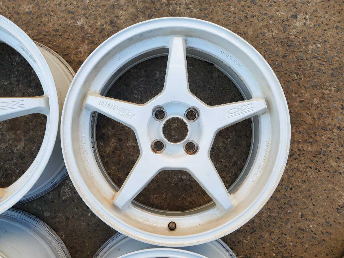 OZレーシング CRONO HT 17インチ 7.0J ET44 PCD100 4穴 M14｜4穴