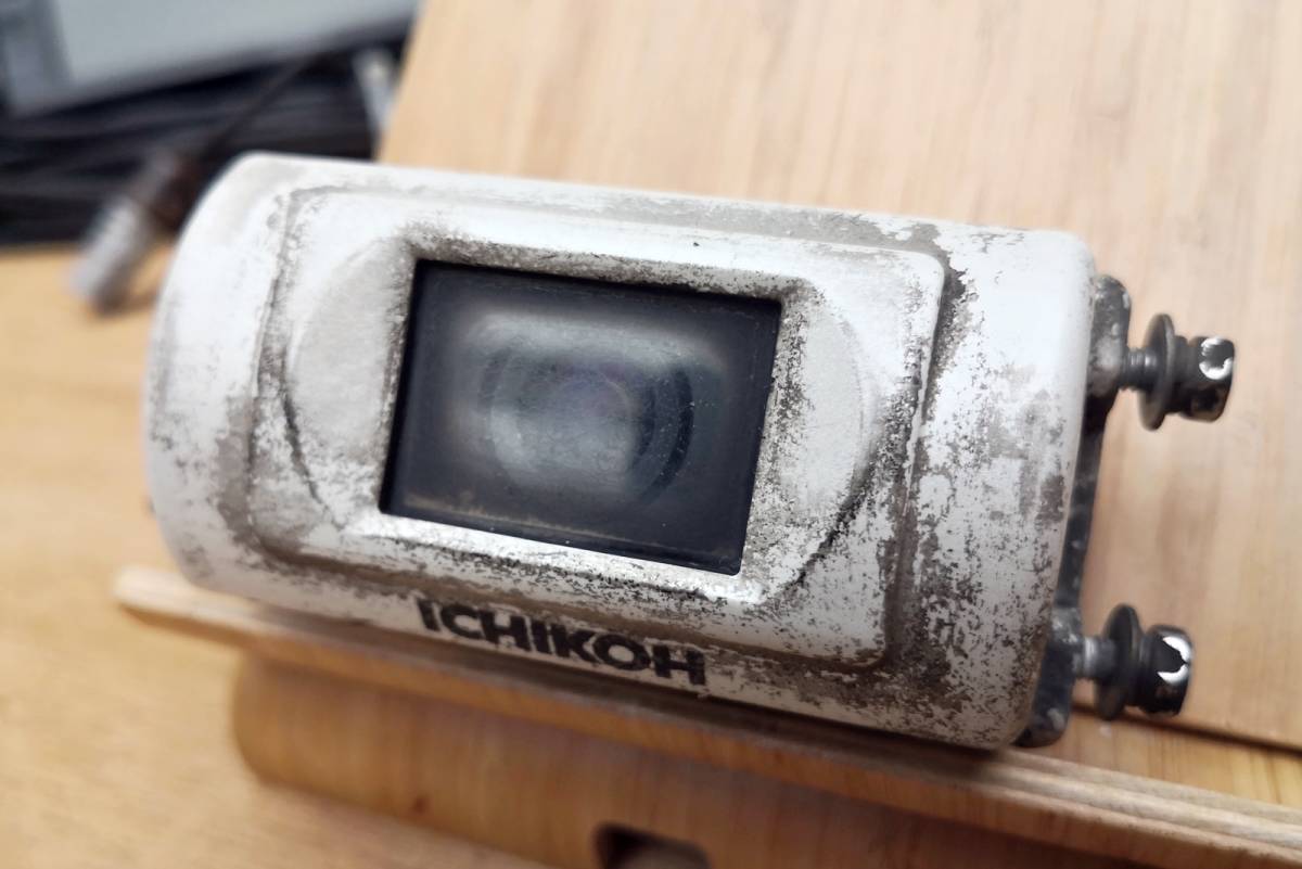 安い，豊富な ICHIKOH 市光 イチコー XC-200A CR109807 カラーバックカメラ 作動確認済 カメラのみ 配線 モニターは付属しません トラック/配送車(内装)｜売買されたオークション情報、yahooの商品情報をアーカイ 内装