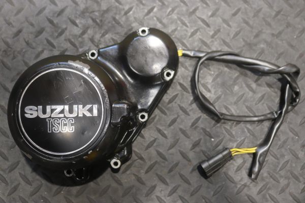 当時物 純正 GSX400F ダイナモカバー 0043 検) GS40XF FS GS400