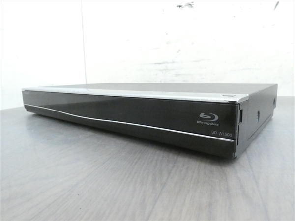 1TB☆13年☆シャープ/SHARP/AQUOS☆HDD/BDレコーダー☆BD-W1500☆リモコン付☆2番組同時録画☆3D対応機 管SB5672 シャープ AQUOS 1TB 2番組同時録画 1TB☆シャープ 2番組