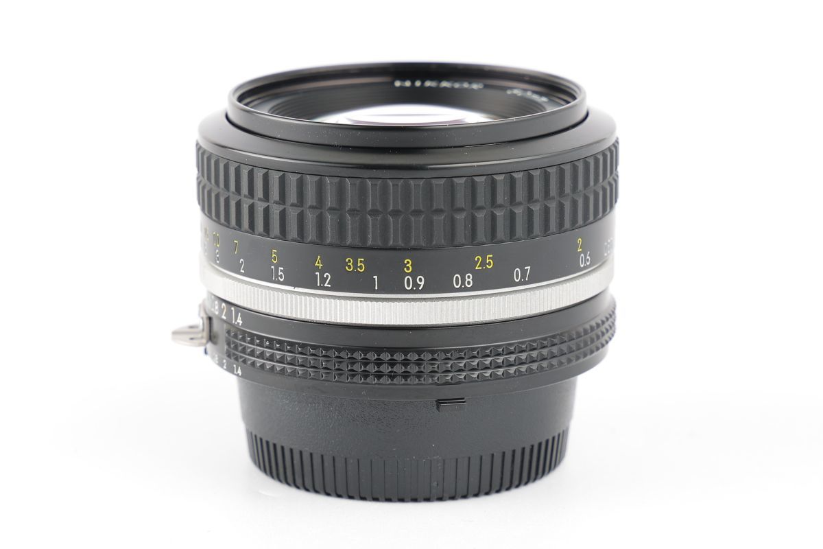 com : Nikon Nikkor 50mm f⁄1.4 AI-S : Camera Lens