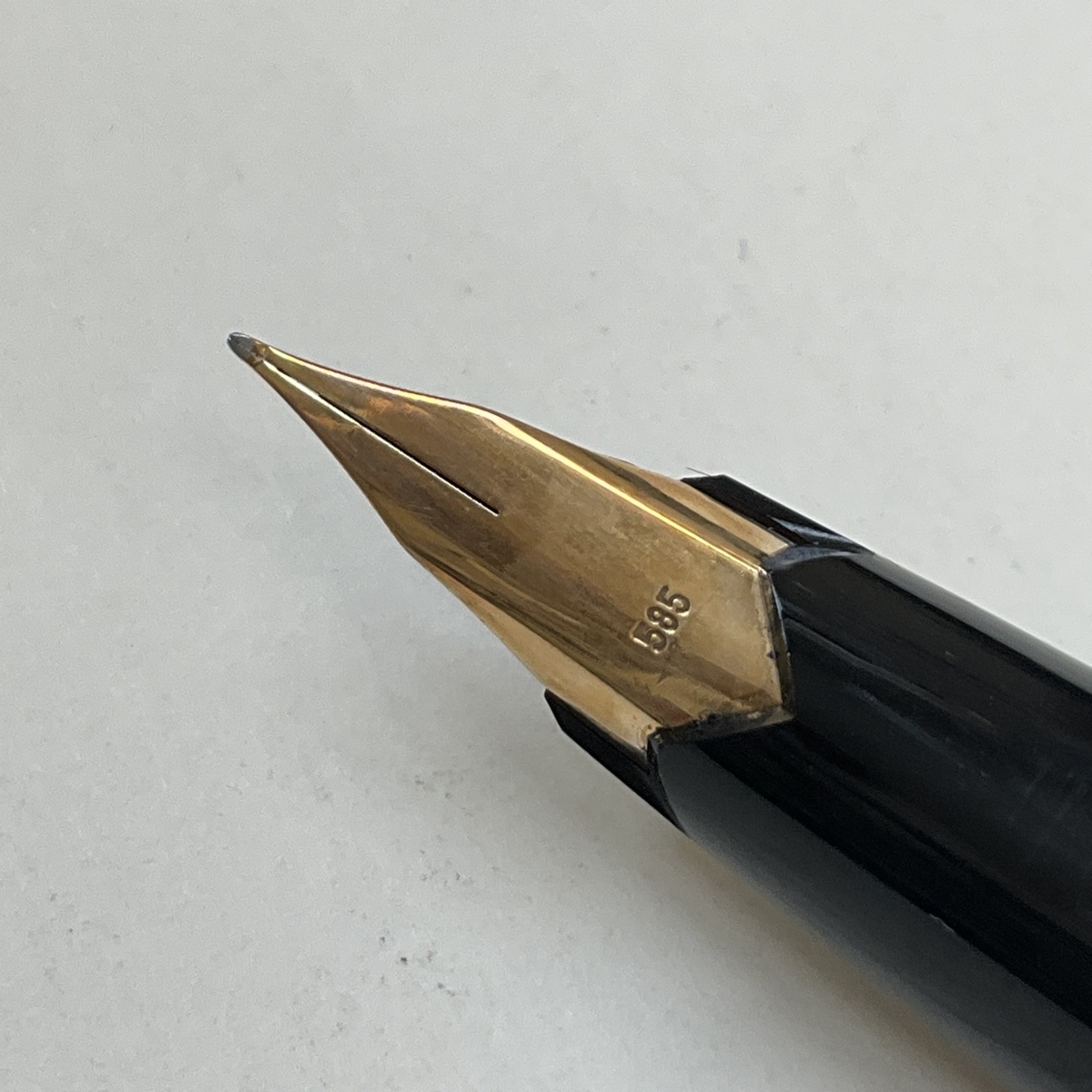 ◇モンブラン MONTBLANC 万年筆 ペン先585@J583 【公式通販】