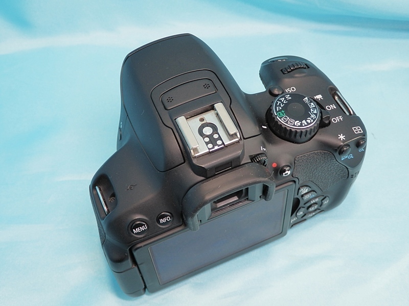 ◇ Canon / EOS Kiss X6i EF-S 18-135 IS STM レンズキット ◇デジタル