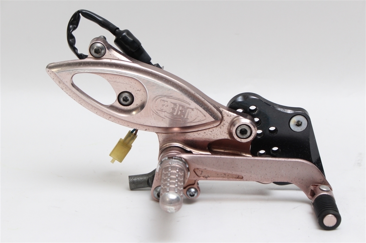ZX-12R A型◇社外バックステップ BEET◇ZXT20A-018(カワサキ用)｜売買