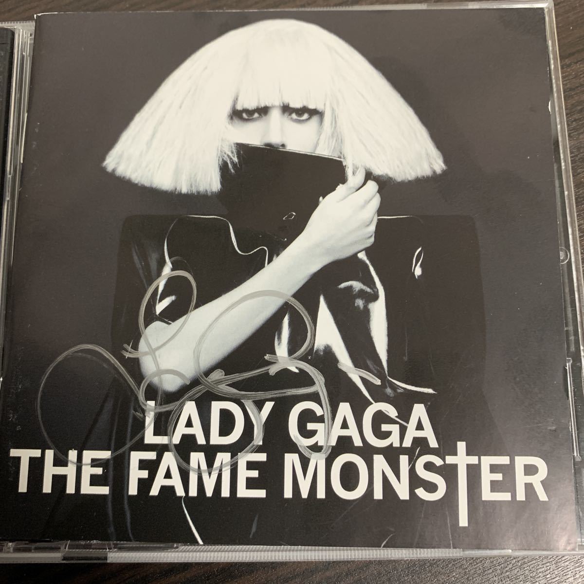 LADY GAGA レディー・ガガ サイン入りCD
