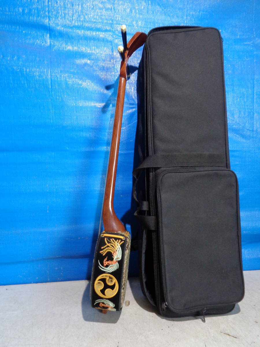 沖縄 三線 蛇皮 琉球三味線 ソフトケース付 ジャンク 楽器、器材 05068