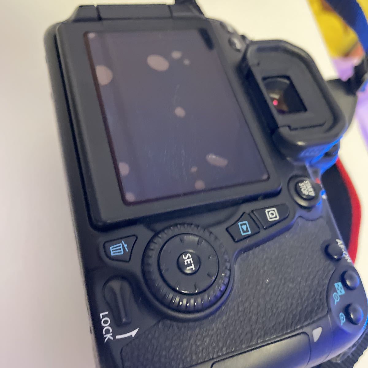 Canon EOS 70d レンズキット　おまけレンズ付き EOS 70D Canon 送料無料！ (おまけ付き) 付)