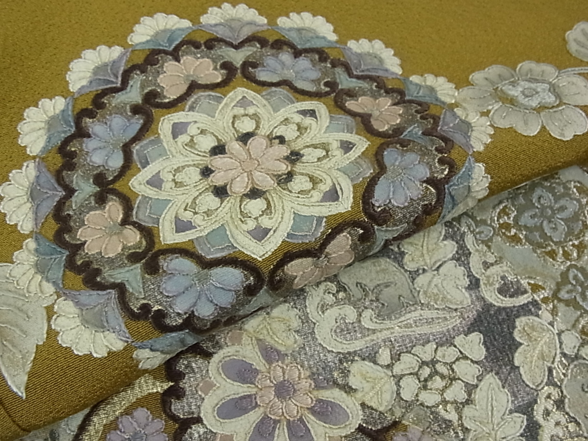 総刺繍 花美人着物□中国三大刺繍 相良刺繍 蘇州刺繍 中国三