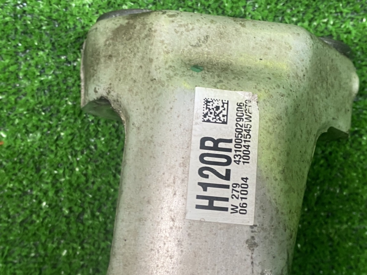 H18年 USF40 LS460 レクサス 右フロントナックル ハブ 中古品 即決 