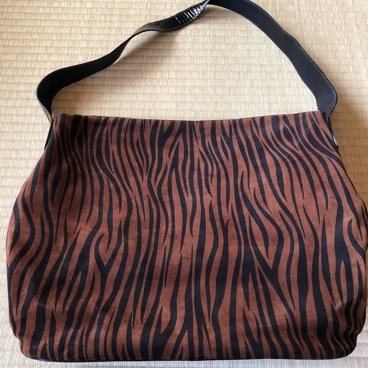 SILVANO BIAGINI ☆シルヴァーノビアジーニ ショルダーバッグ MADE IN  