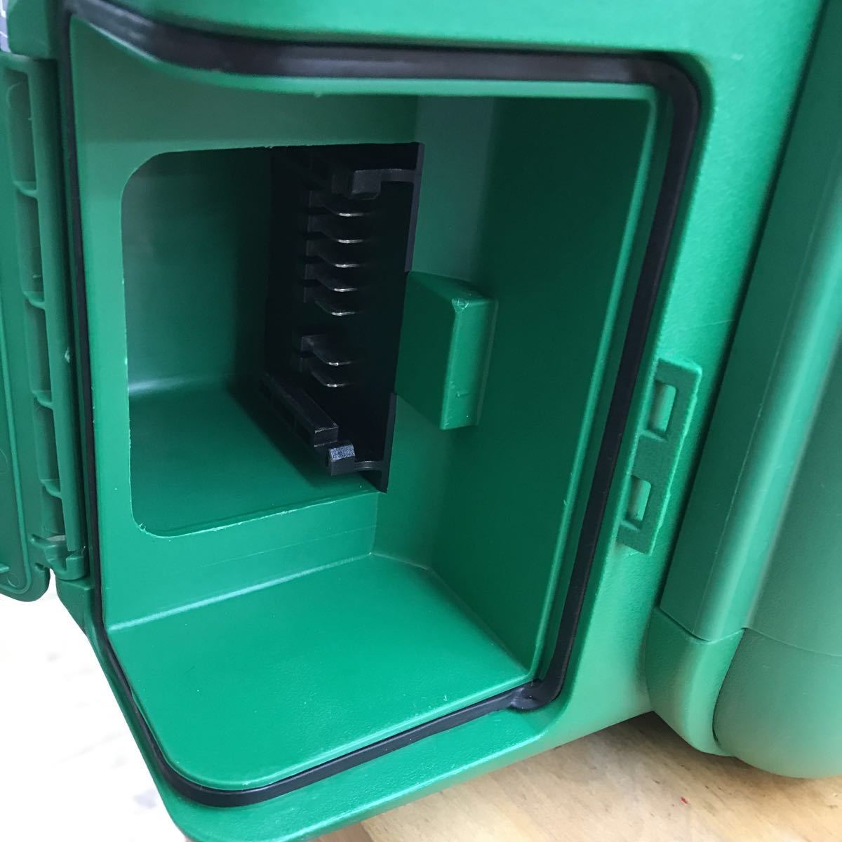サ)【動作確認済み】HiKOKI （旧日立工機）コードレス冷温庫 UL18DSL 管理yoshimaco コードレス冷温庫 ※旧:日立工機) ☆ハイコーキ(HIKOKI ★ハイコーキ(HIKOKI UL18DD(XMZ UL18DB(NMG