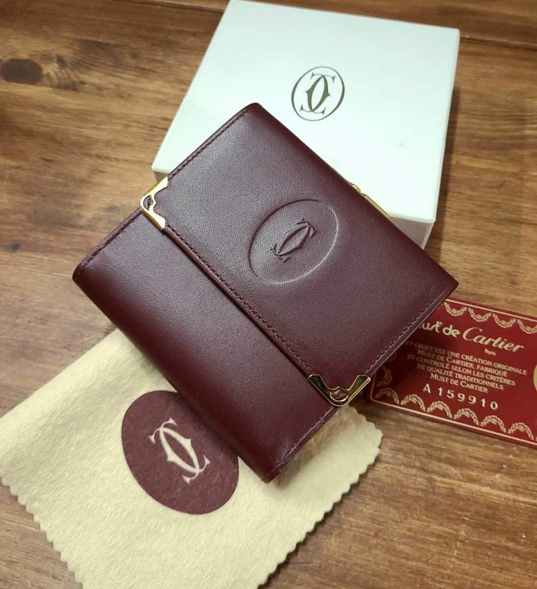お買い得，大得価 Cartier カルティエ がま口 折り畳み財布 マストライン ヴィンテージ レザー ロゴ(財布)｜売買されたオークション情報、yahooの商品情報をアーカイブ公開 - オークファン 服飾小物