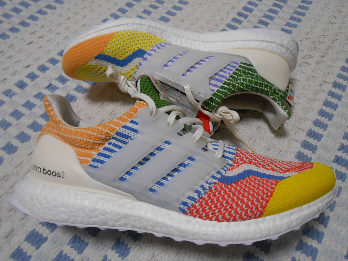 新品！アディダス　ウルトラブースト 5.0 DNA　10.5　GW5125　カラフル　ULTRA　BOOST　スーパースター　ラスト1足