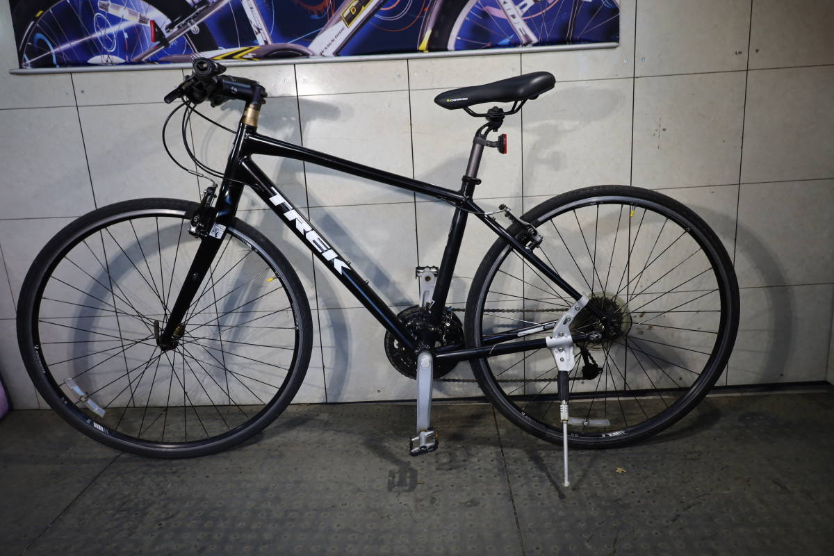 良品！TREK 7.4FX 700C アルミ+カーボンフォーク 27速 450mm WHITE 