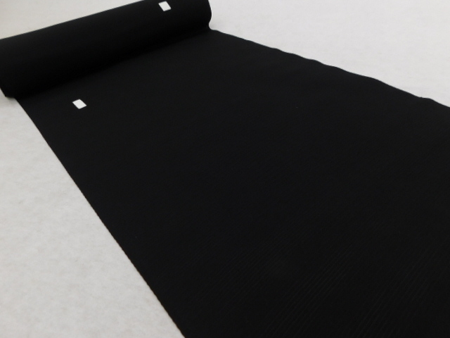 〔楽布〕P14165　美品！正絹絽夏黒紋付き　新品反物　喪服　新潟五泉　ｔ