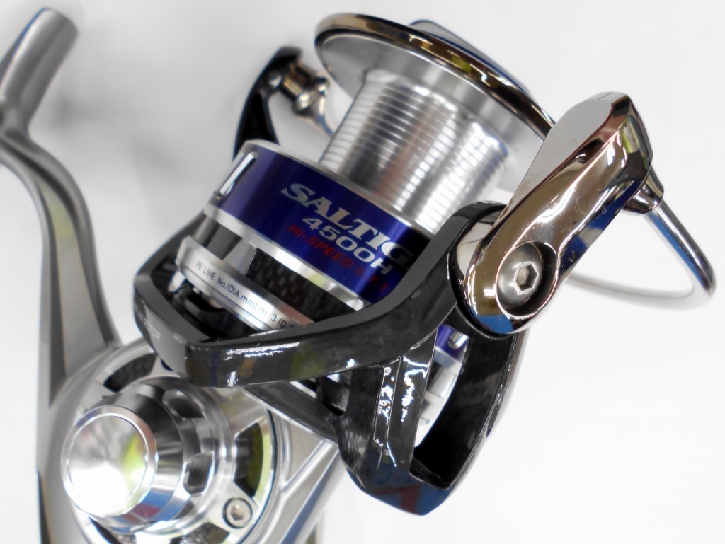 ダイワ10SALTIGAソルティガ4500H か黒 