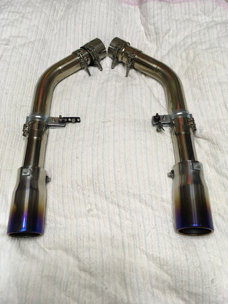HOT，大人気 マセラティクーペ グランスポーツ リアマフラー ワンオフ 使用走行距離 1063km(その他)｜売買されたオークション情報、yahooの商品情報をアーカイブ公開 - オークファン その他